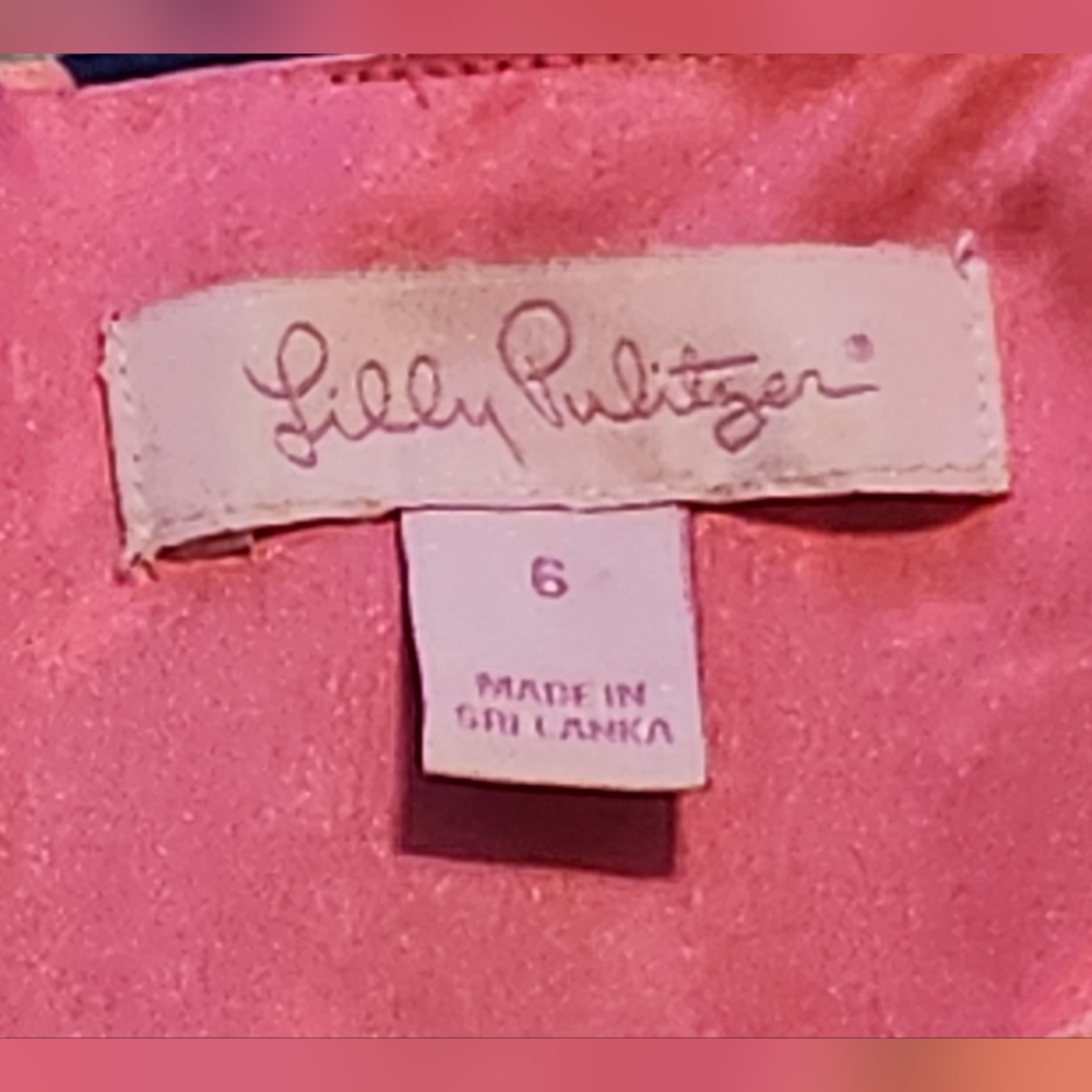 Lilly Pulitzer Donna Romper. Size 6. EUC - Picture 3 of 8